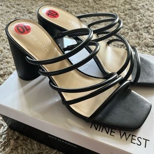 Nine West strappy, block heel sandal NWT